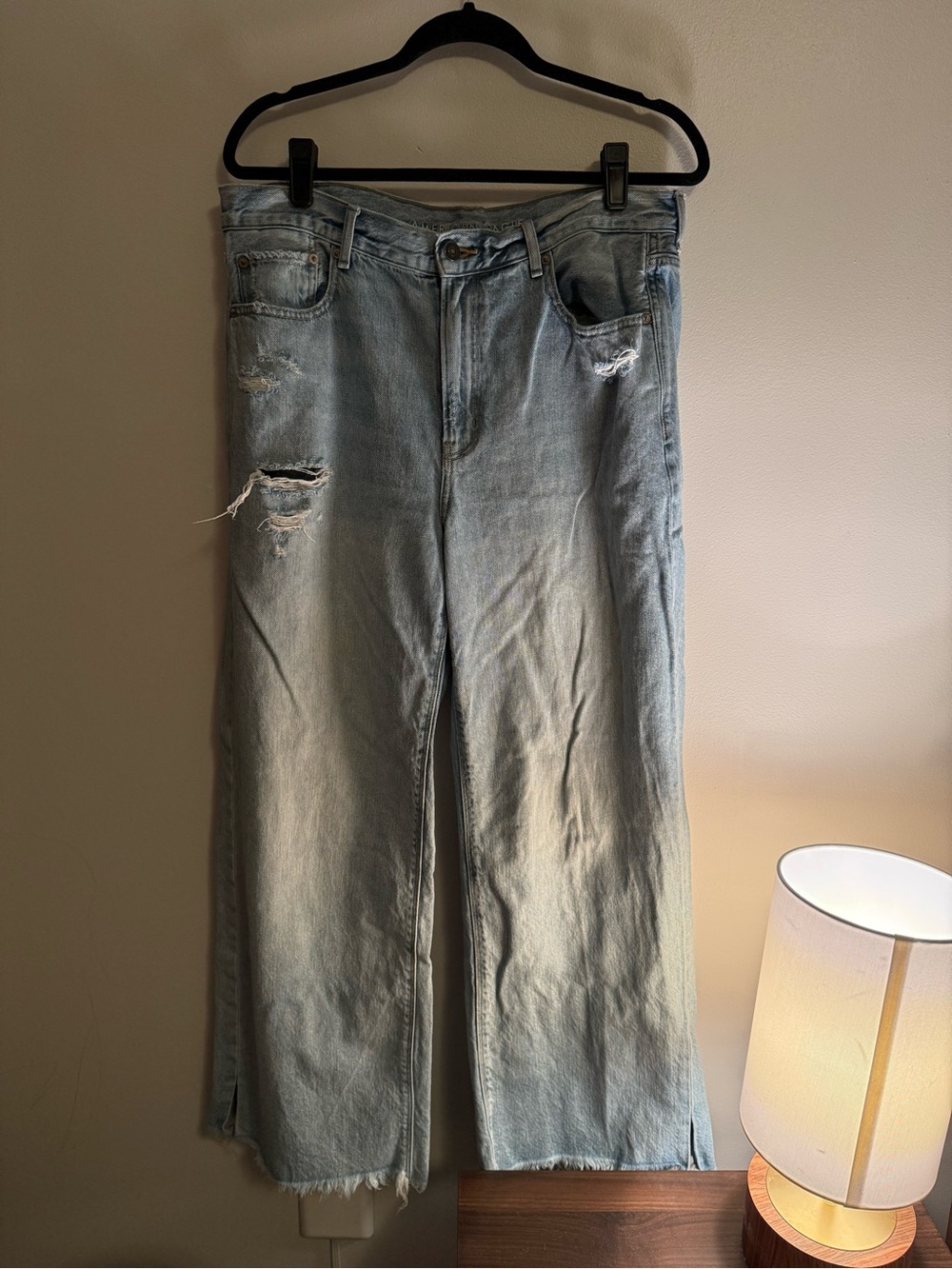 American Eagle Outfitters Light Blue Denim Jeans